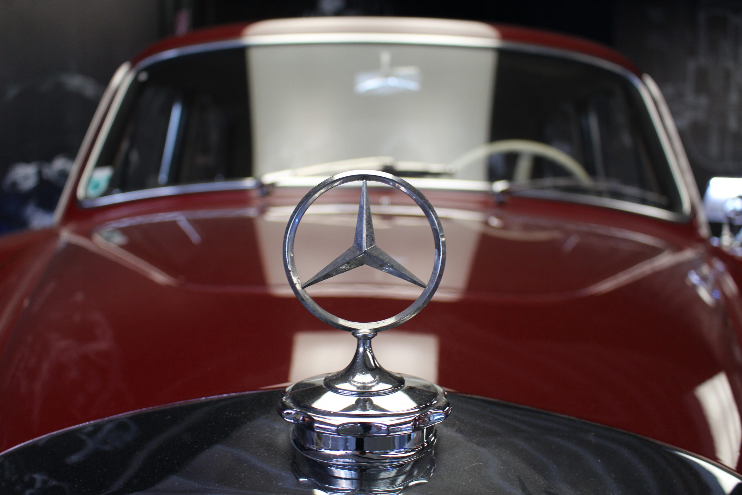 New 14.9″ Screens for Mercedes-Benz